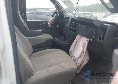 2021 GMC Savana Cargo Rwd 2500 Extended Wheelbase Work Van z USA, uszkodzony, nr VIN 1GTW7BFP6M1174614